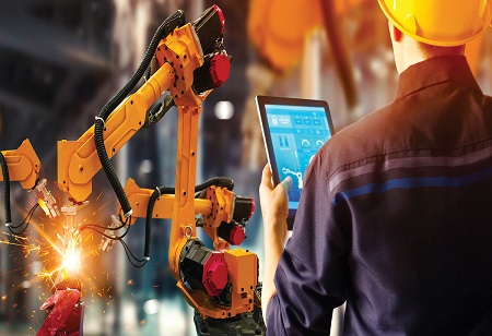 Top three technology trends that will transform manufacturing industry in 2023